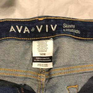 Ava & Viv Jeans - Ava & Viv Distressed Skinny Jeans Ava & Viv Jeans - Ava & Viv Distressed Skinny Jeans